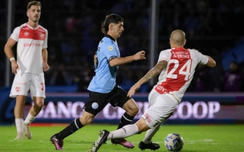 Argentinos Juniors đẩy nhanh tốc độ luân chuyển bóng