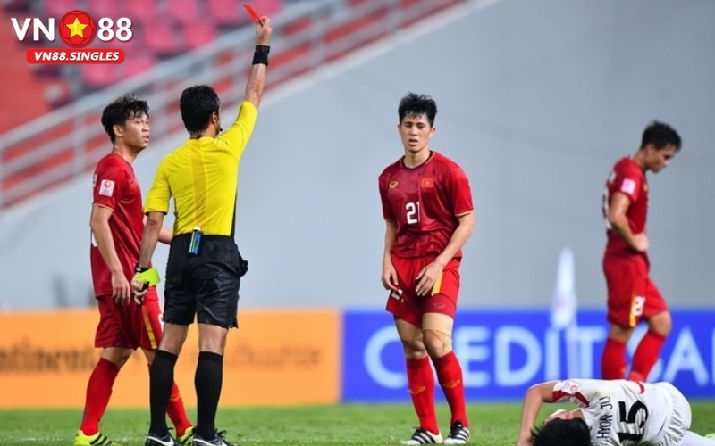 Vai trò của thẻ đỏ trong việc duy trì công bằng