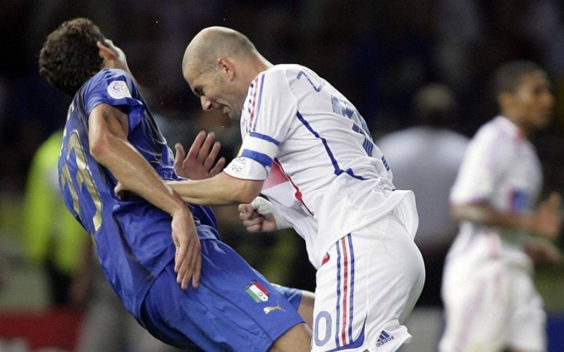 Những khoảnh khắc thay đổi lịch sử bóng đá thế giới